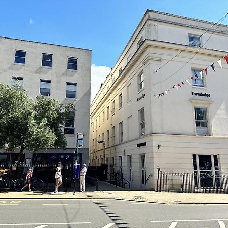 Stunning 2-Bed Town Centre Apartment - Hosted By Hutch Lifestyle Leamington Spa Dış mekan fotoğraf